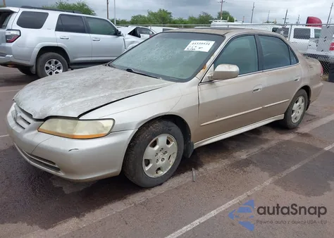 2002 Honda Accord 3.0 Ex z USA, uszkodzony, nr VIN 1HGCG16582A043873